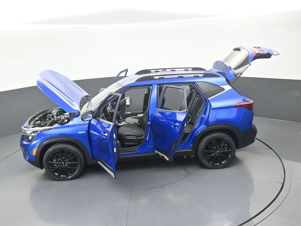 Used 2023 Neptune Blue Kia Nightfall image 63