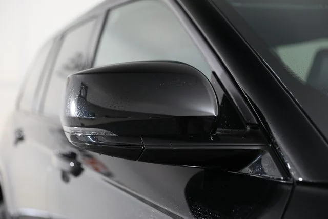 New 2026 Diamond Black Crystal Pearl-Coat Exterior Paint Jeep Altitude image 25