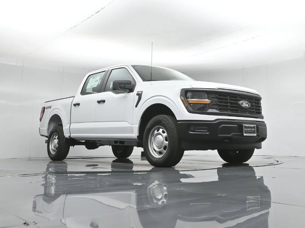 New 2026 White Ford XL image 44
