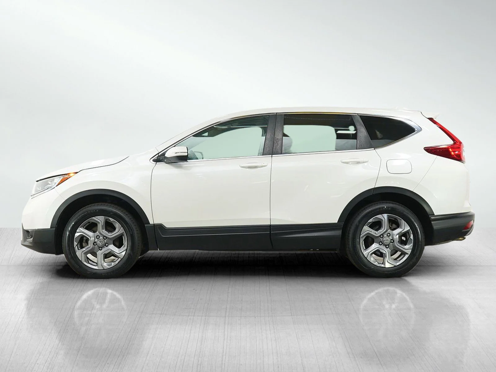 Used 2018 Honda CR-V EX-L with VIN 2HKRW2H88JH617792 for sale in Burnsville, Minnesota