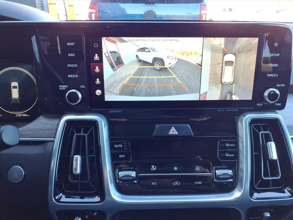 Used 2022 Wolf Gray C7s Kia X-Line SX Prestige image 17