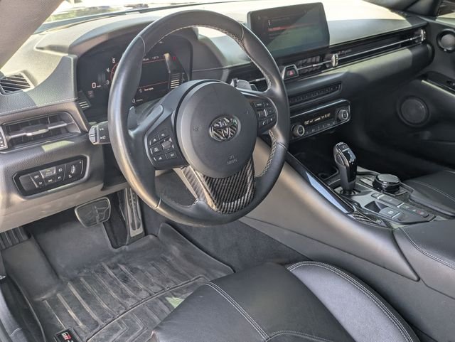 Used 2020 Blue Toyota 3.0 image 25