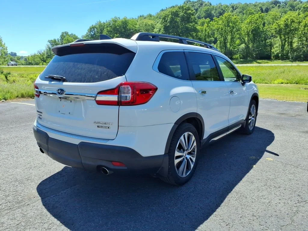 Used 2019 White Subaru Touring image 7