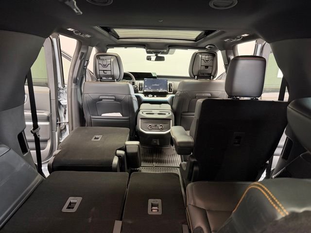 New 2026 Glacier Gray Metallic Tri-Coat Ford Tremor® image 32