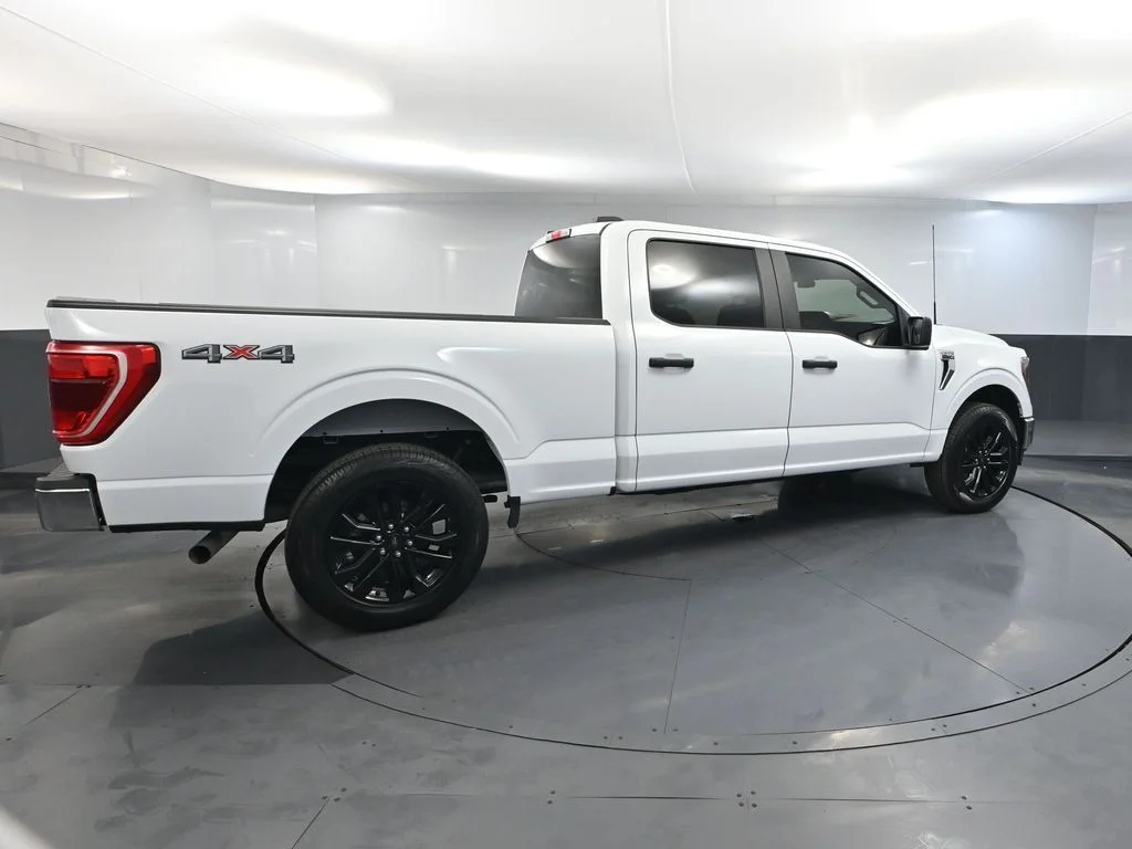 Used 2023 White Ford XLT image 5