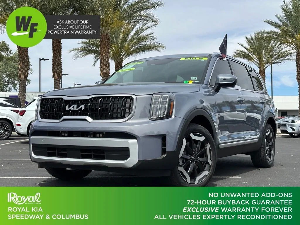 Used 2025 Silver Kia EX image 1