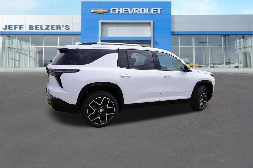 New 2026 Polar White Tricoat Chevrolet High Country image 4