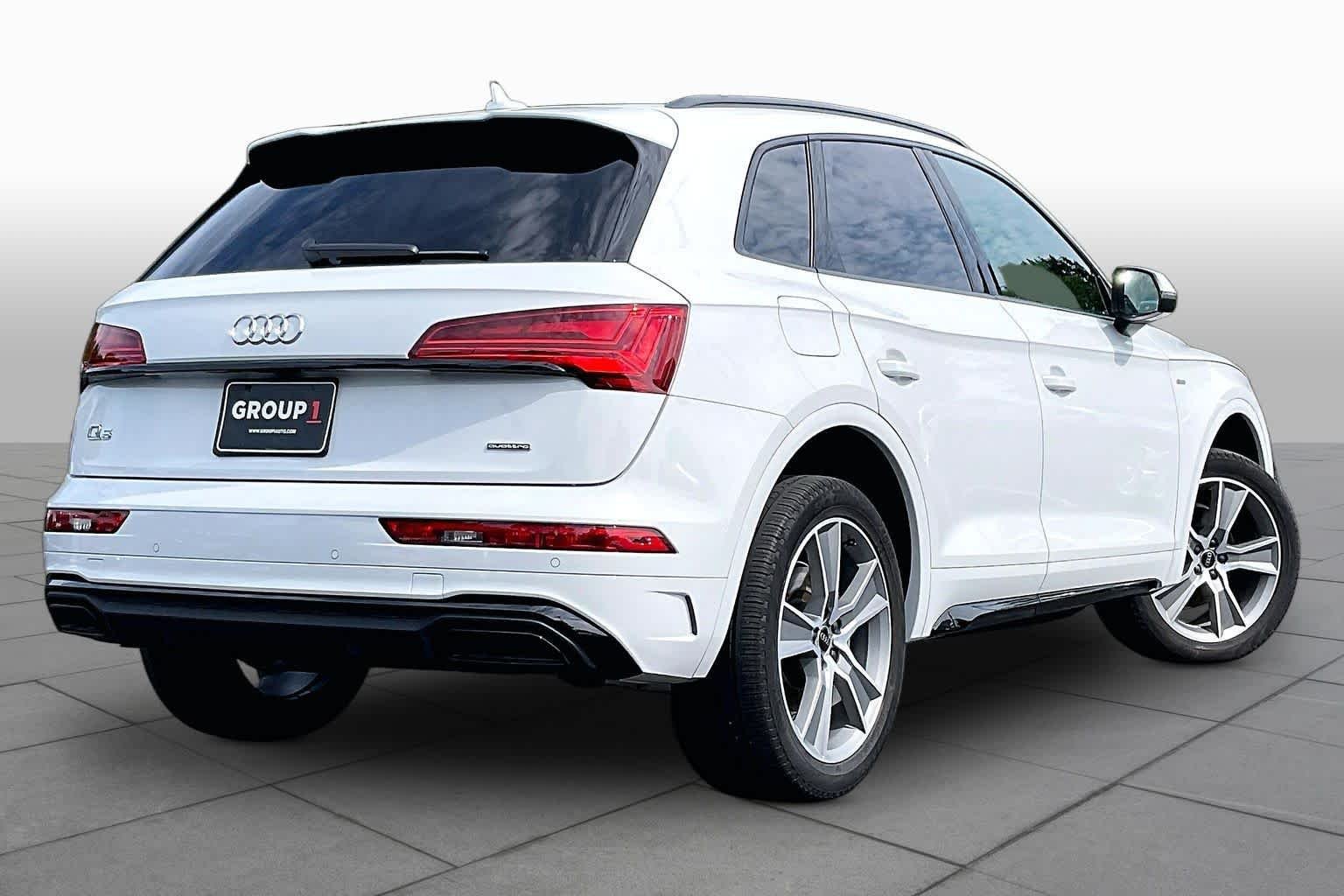 Used 2025 Glacier White Metallic Audi S line Premium image 12