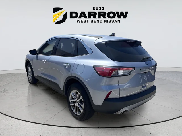 Used 2022 Blue Ford SE image 3