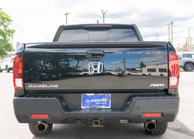 Used 2021 Black Honda Black Edition image 7
