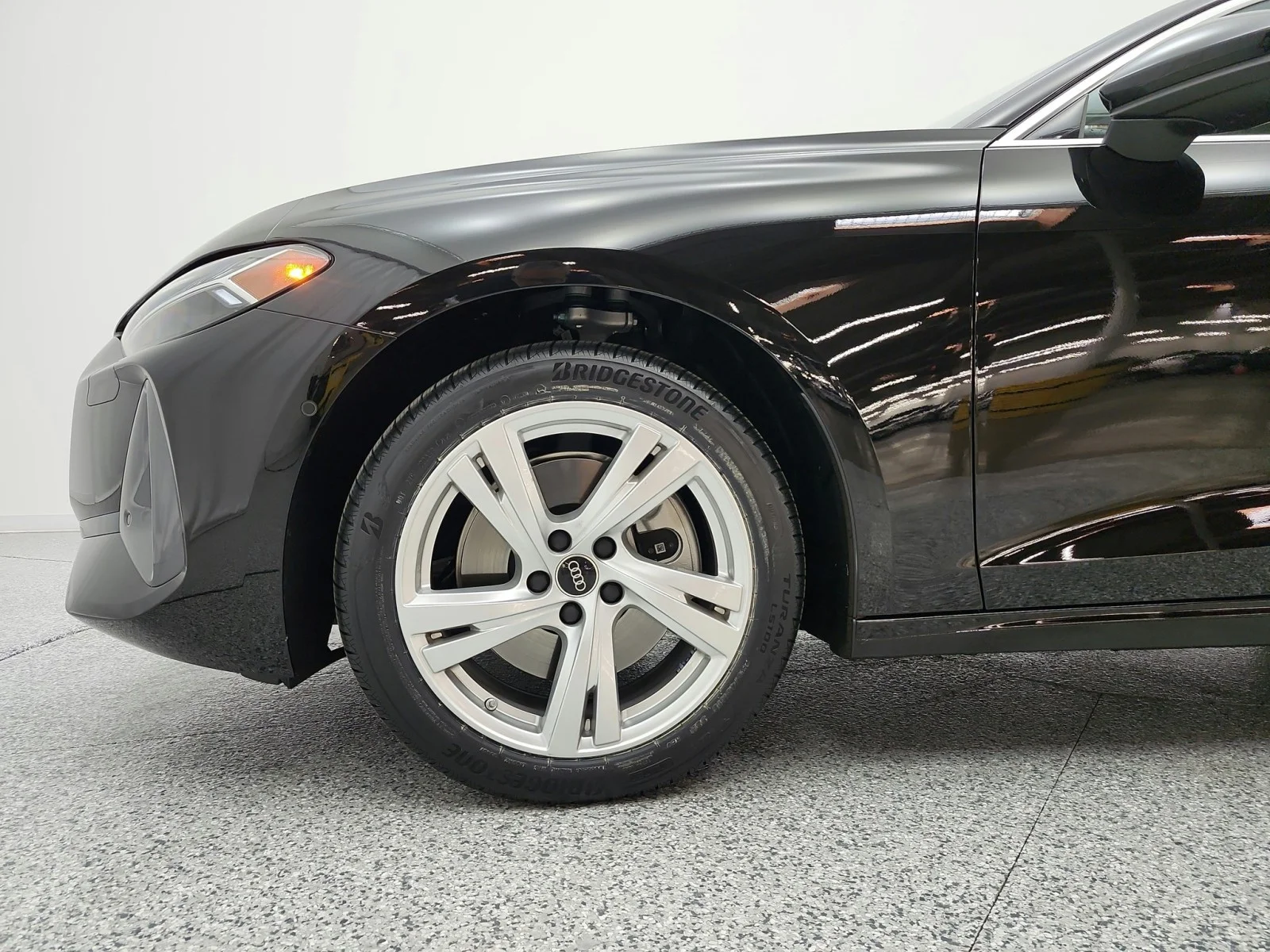 Used 2025 Mythos Black Metallic Audi Premium Plus image 30