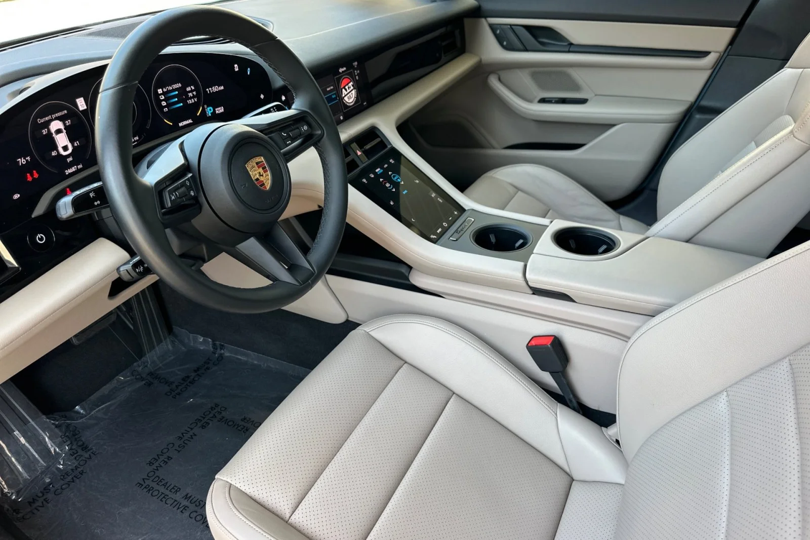 Certified Used 2023 Frozen Blue Metallic Porsche  image 4
