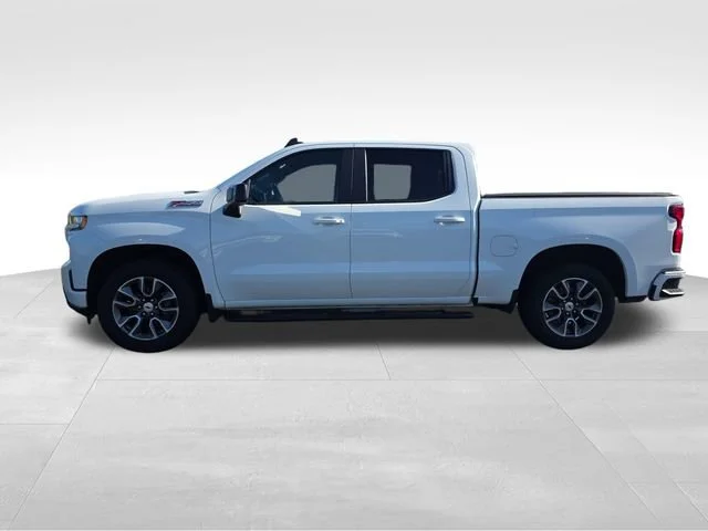 Used 2020 SUMMIT WHITE Chevrolet RST image 2