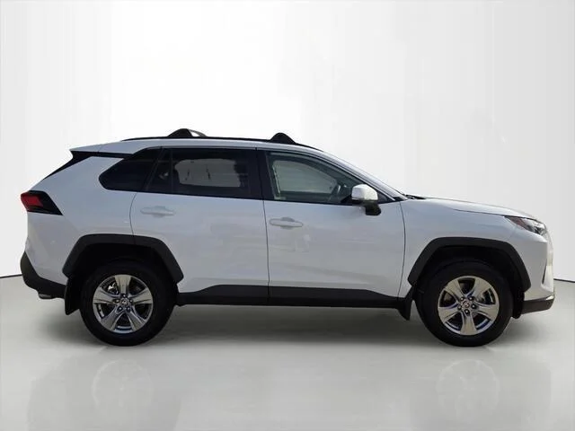 Used 2024 Ice Cap Toyota XLE image 6