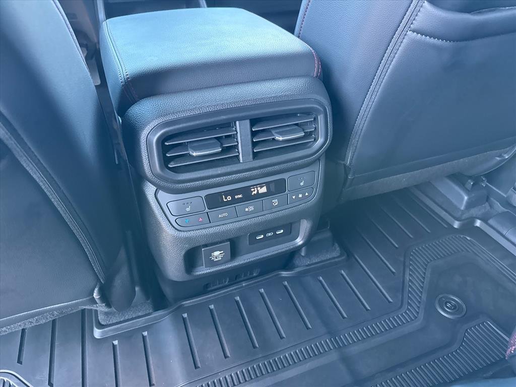 Certified Used 2025 Modern Steel Metallic Honda AWD Black Edition image 15