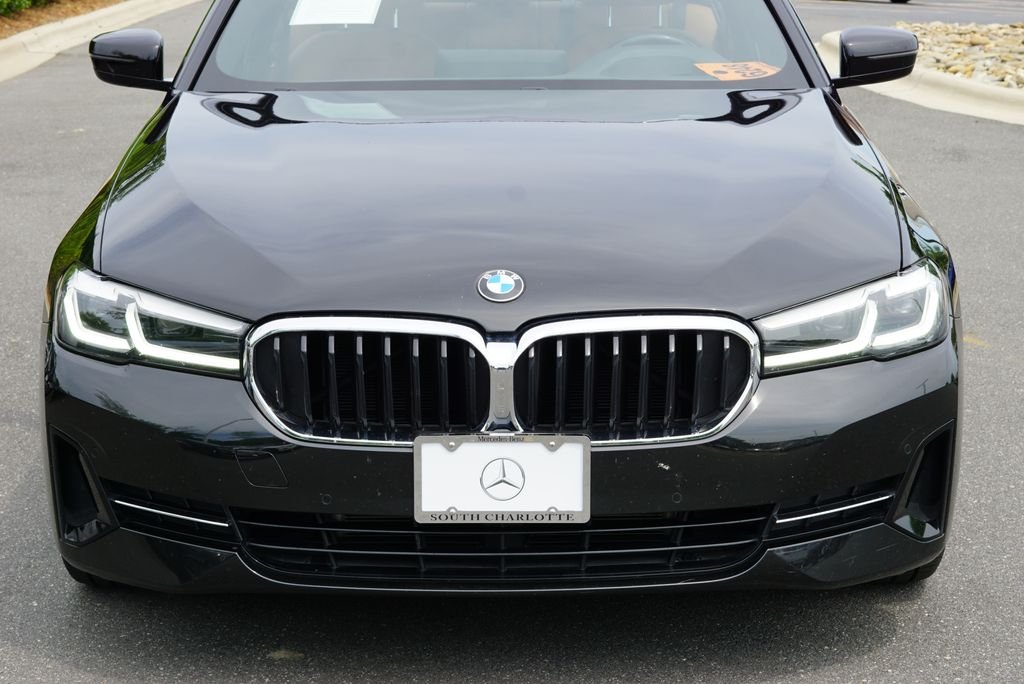 Used 2023 Black Sapphire Metallic BMW 530i xDrive image 9