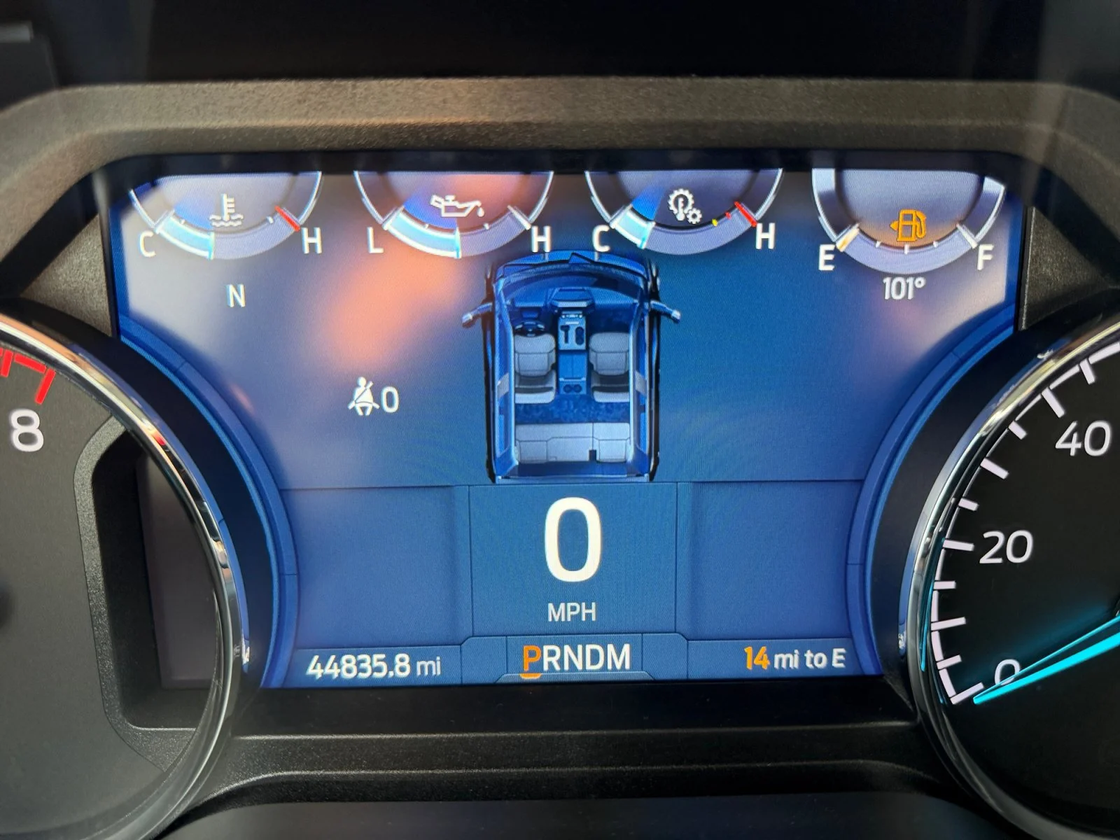 Used 2022  Ford XLT image 2