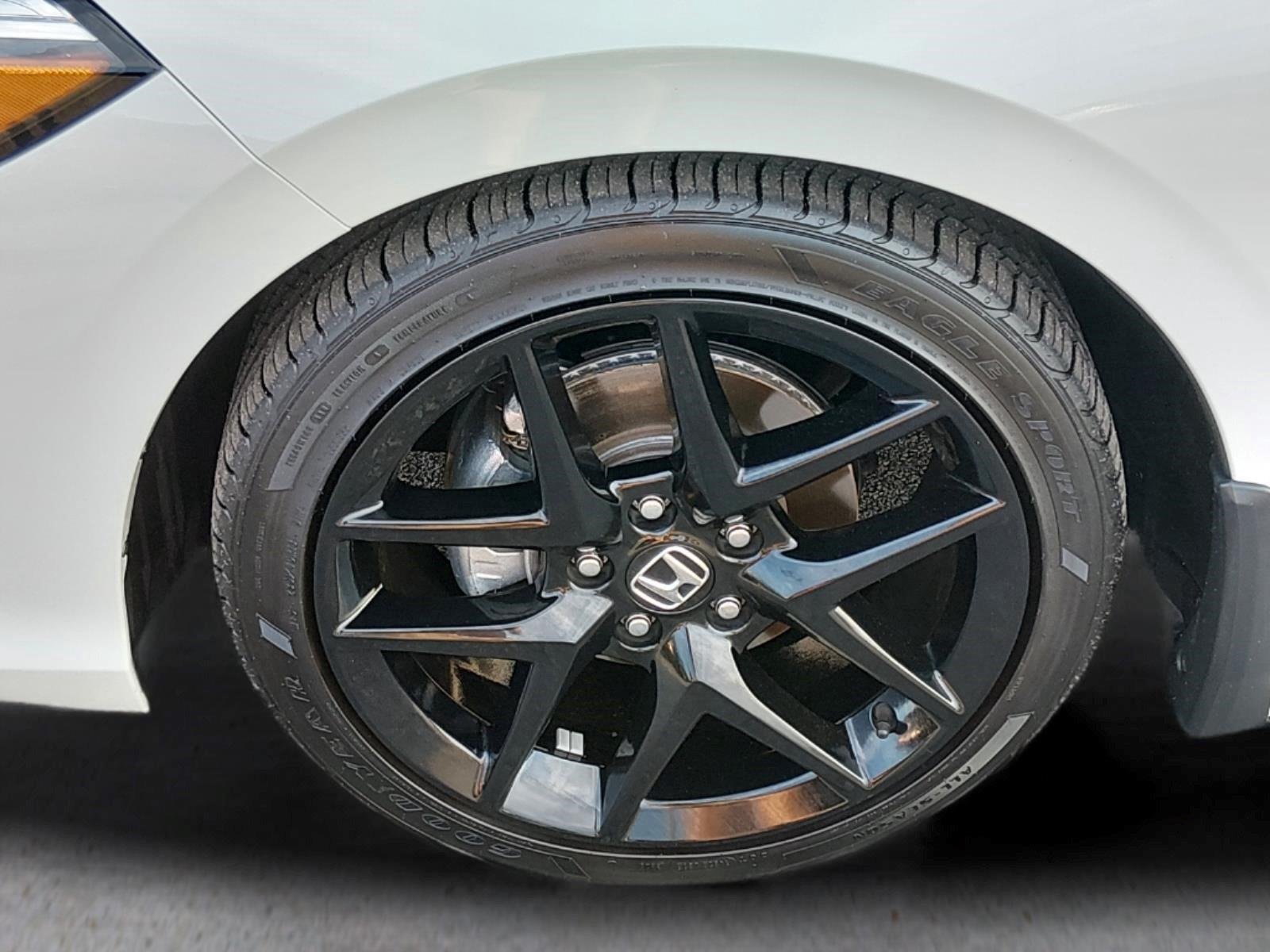 Used 2026 Platinum White Pearl Honda Sport image 11