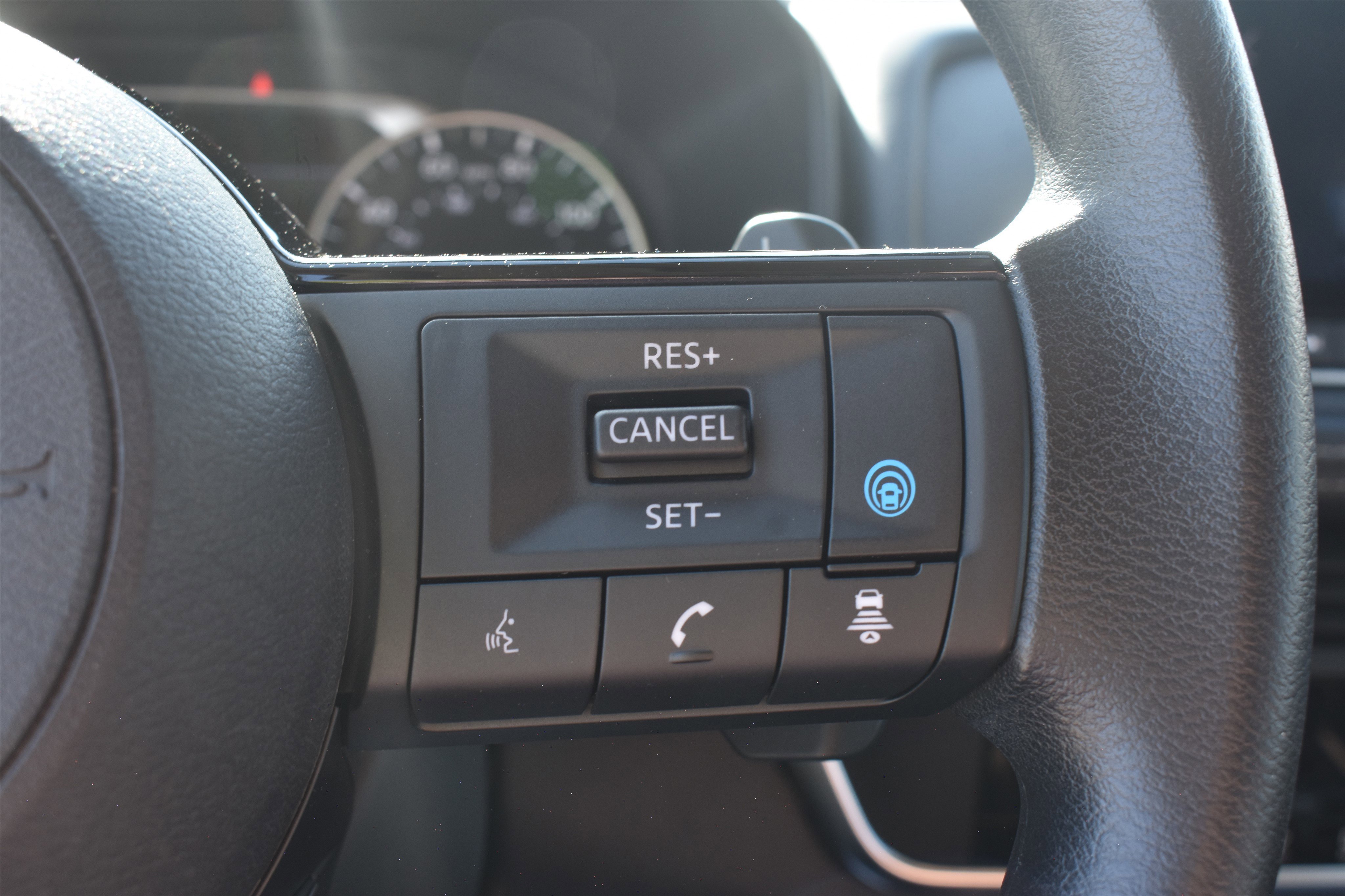 2023 Nissan Rogue SV - Photo 21