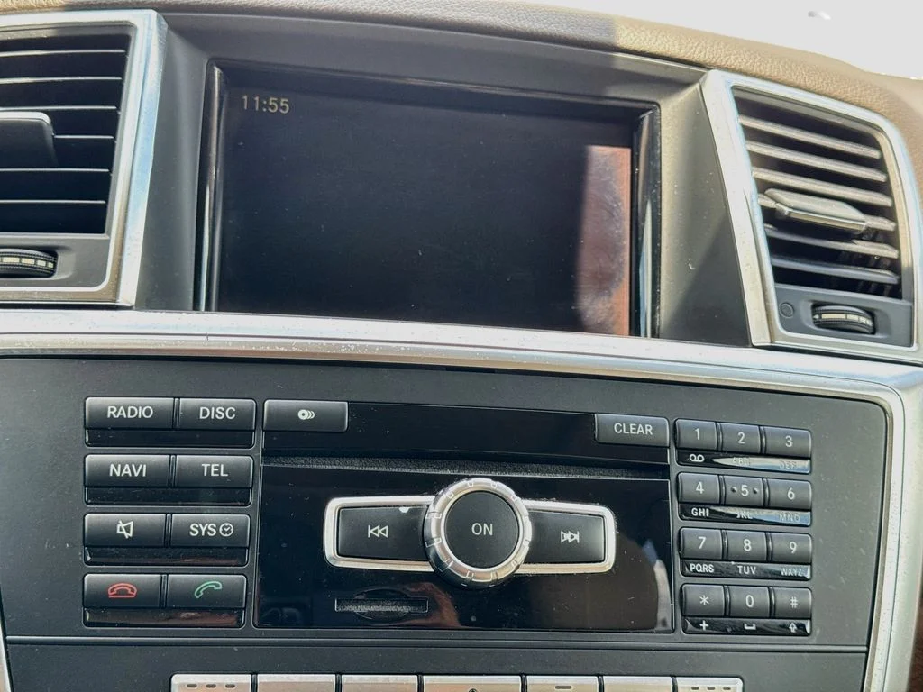 Used 2012 Black Mercedes-Benz ML 350 image 15