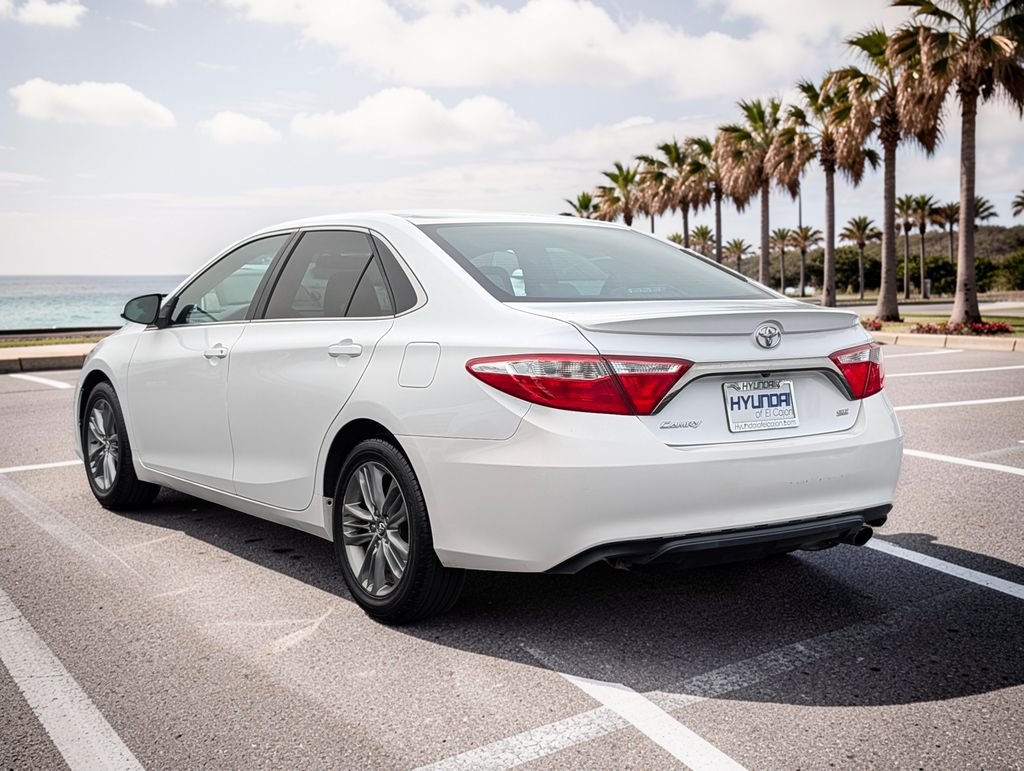 Used 2015 White Toyota SE image 7