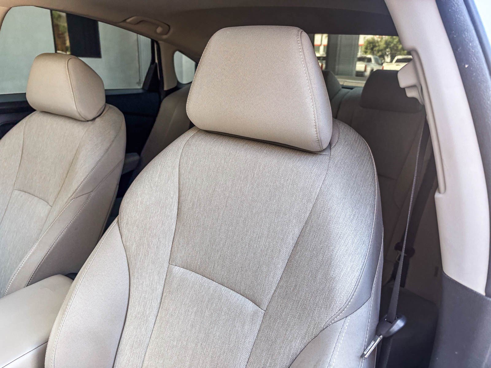 Used 2023 Platinum White Pearl Honda EX image 23