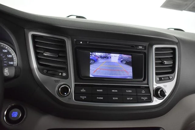 Used 2017 Silver Hyundai Sport image 41