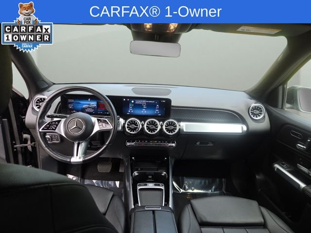 Used 2024  Mercedes-Benz GLB 250 image 2