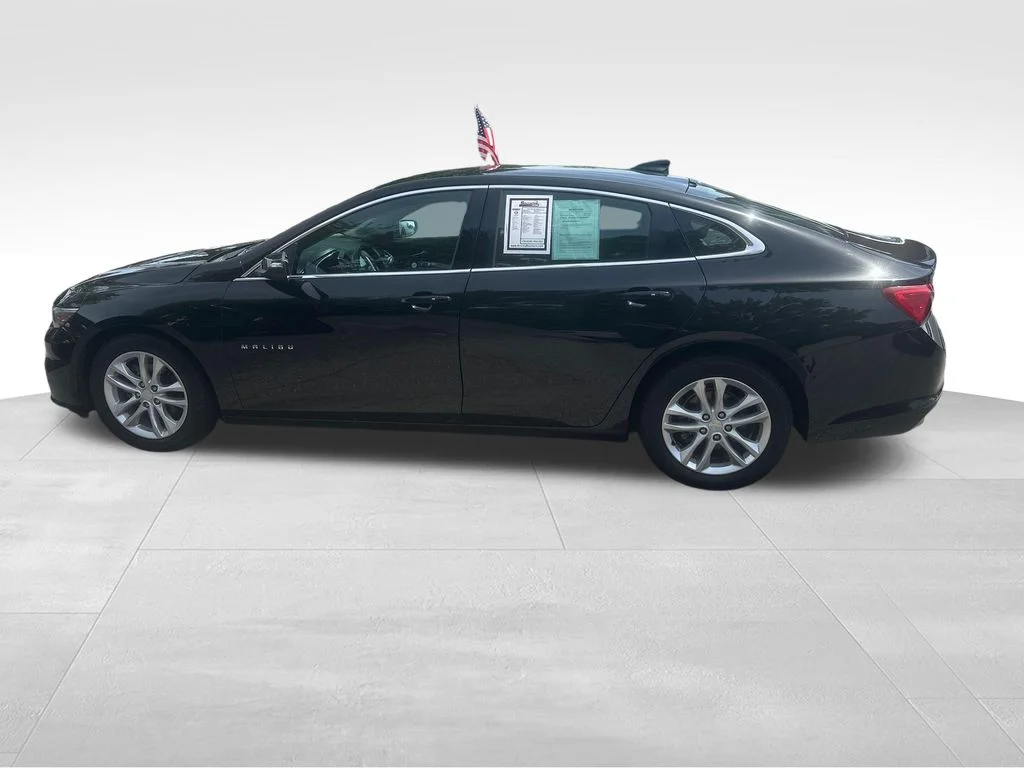 Used 2018 Black Chevrolet LT image 7