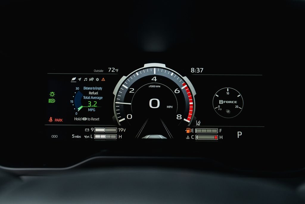 New 2026 Magnetic Gray Metallic Toyota Platinum image 15