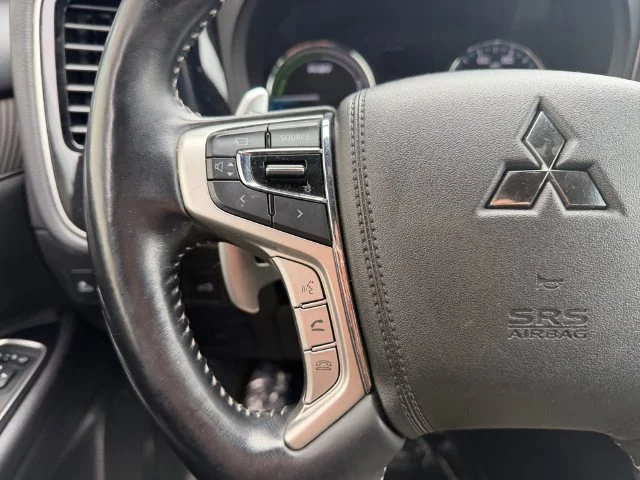 Used 2019 Silver Mitsubishi GT image 10
