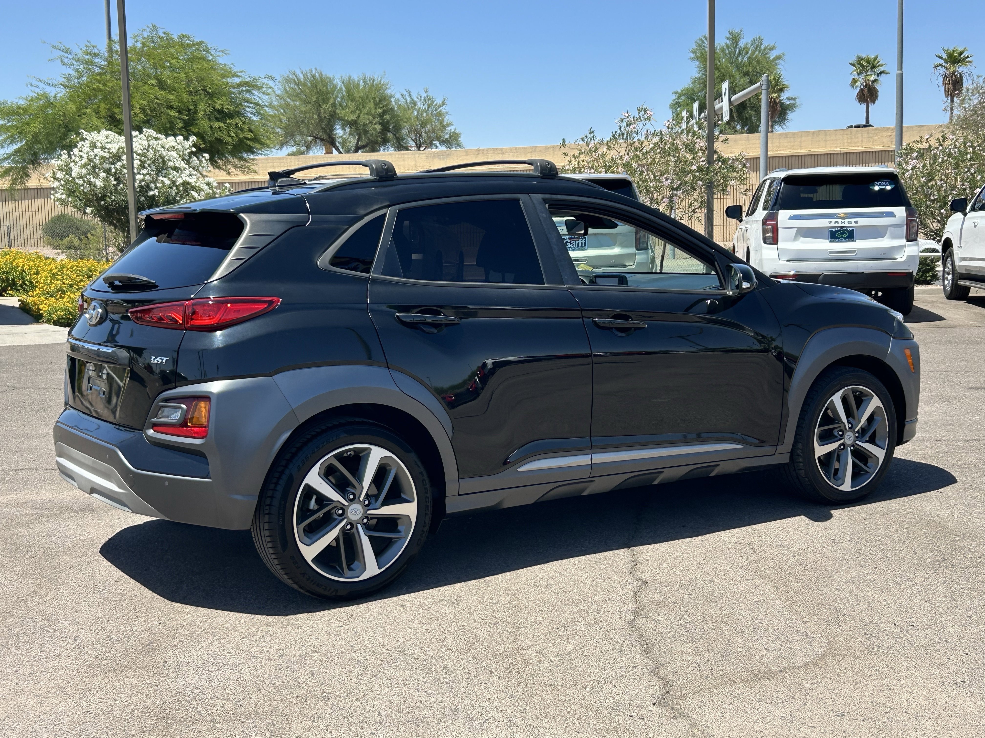 Used 2021 Ultra Black Hyundai Ultimate image 5