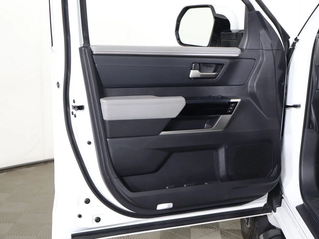 Used 2025 Pearl Toyota Limited image 24