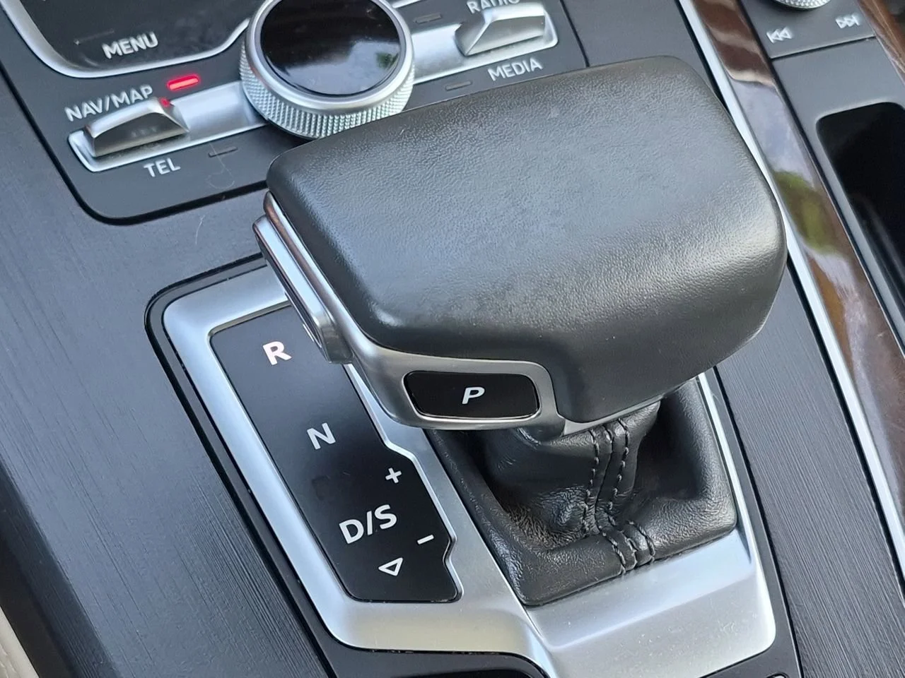 Used 2019 Black Audi Premium Plus image 16