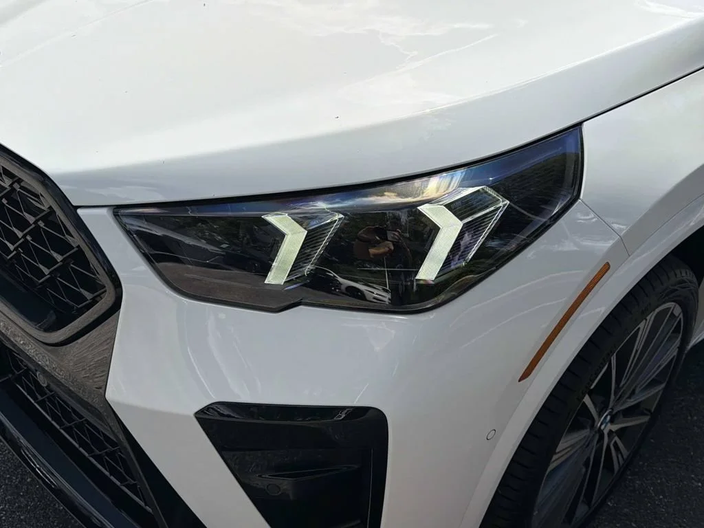 New 2026 Alpine White BMW xDrive28i image 10