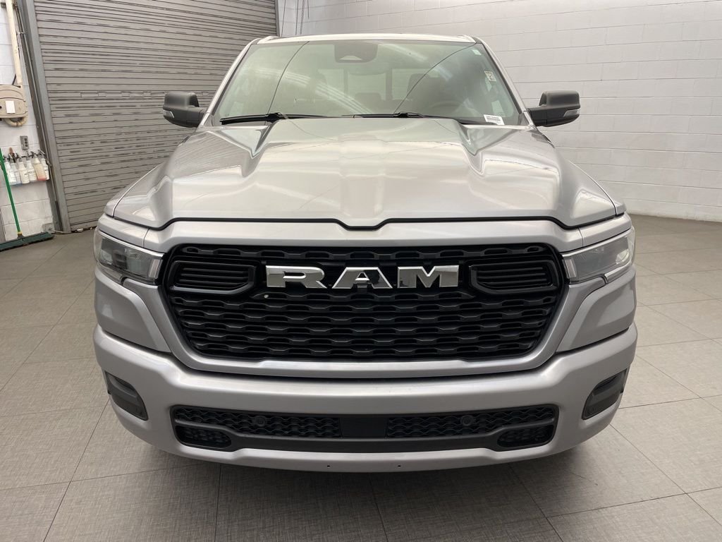 New 2026 Billet Silver Metallic Clearcoat RAM Big Horn/Lone Star image 7