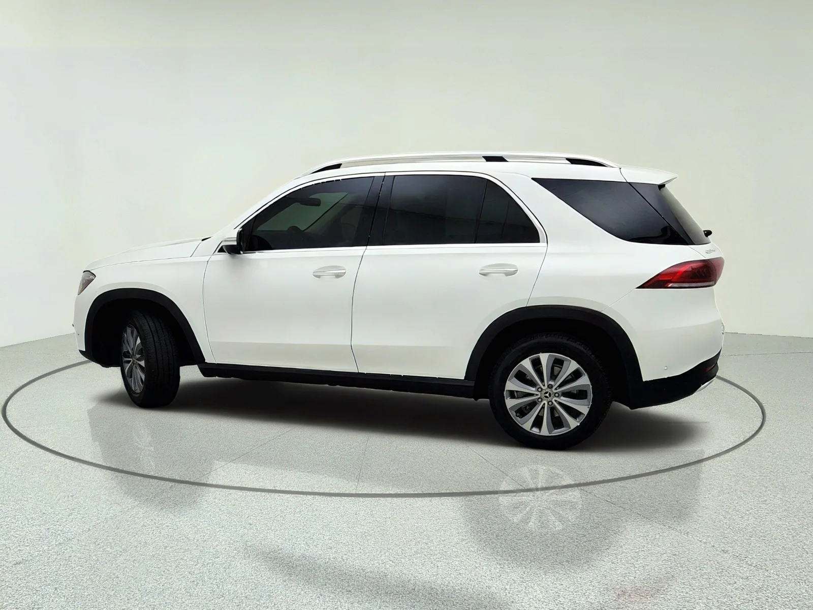 Certified Used 2022 Polar White Mercedes-Benz GLE 350 image 13