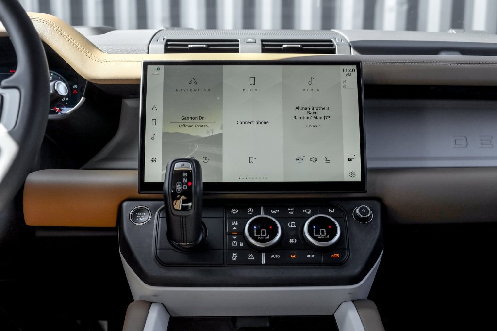 2026 Land Rover Defender X-Dynamic SE - Photo 20