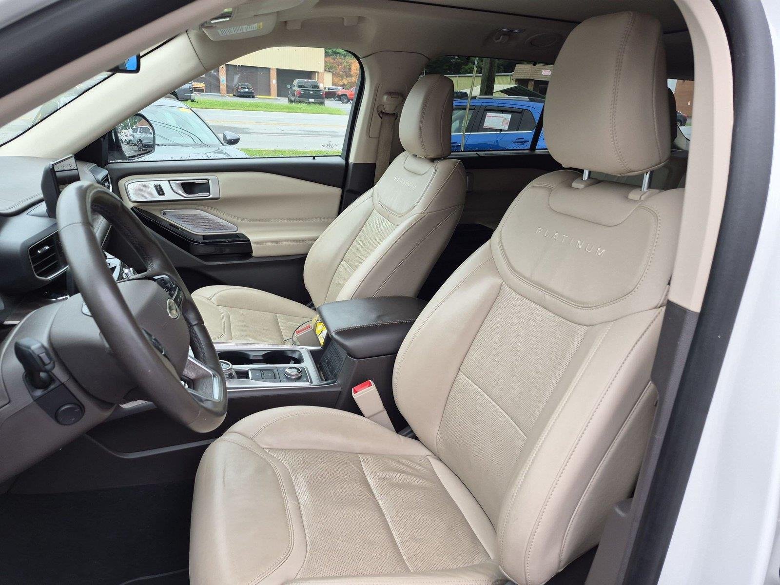 Used 2022 Star White Metallic Tri-Coat Ford Platinum image 18