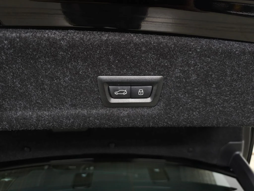 Used 2026 Black BMW 330i xDrive image 7