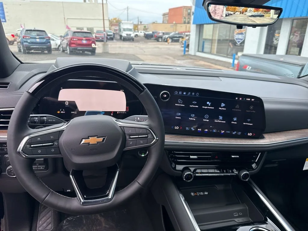 2026 Chevrolet Suburban High Country - Photo 17