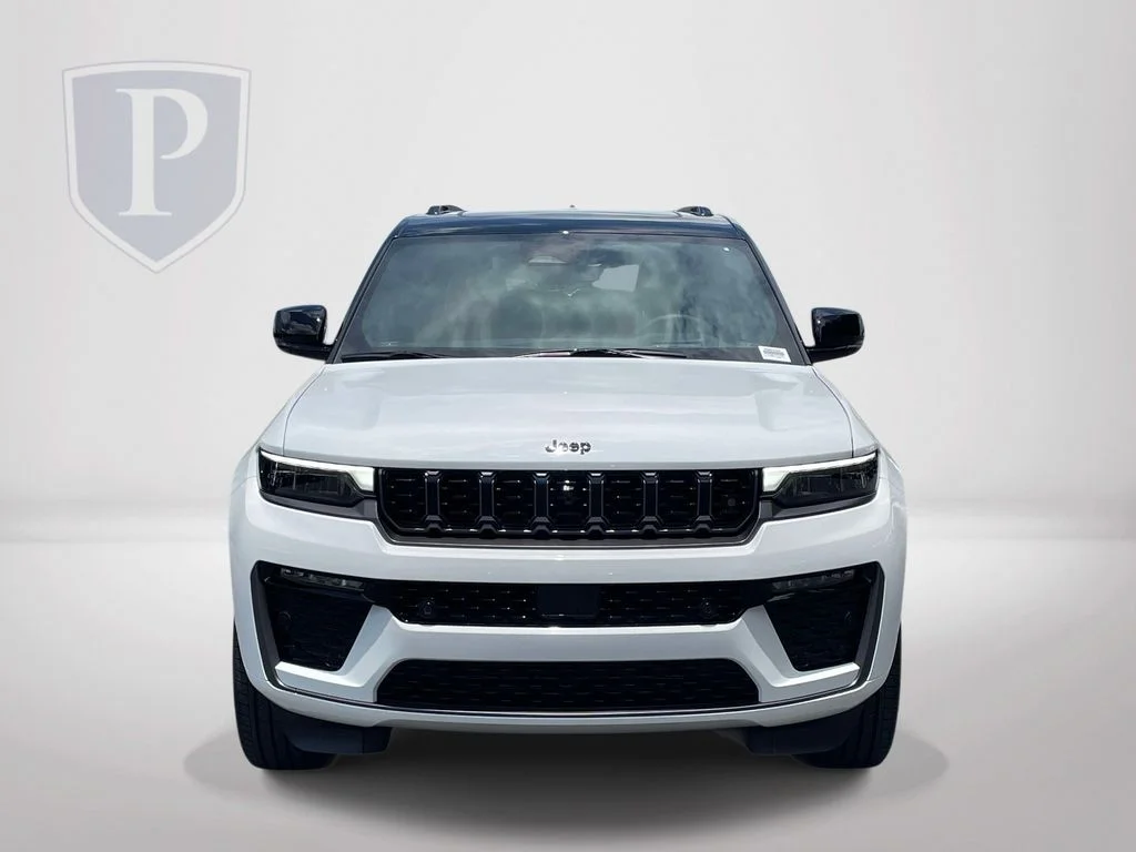 New 2026 Bright White Clear-Coat Exterior Paint Jeep Summit image 3