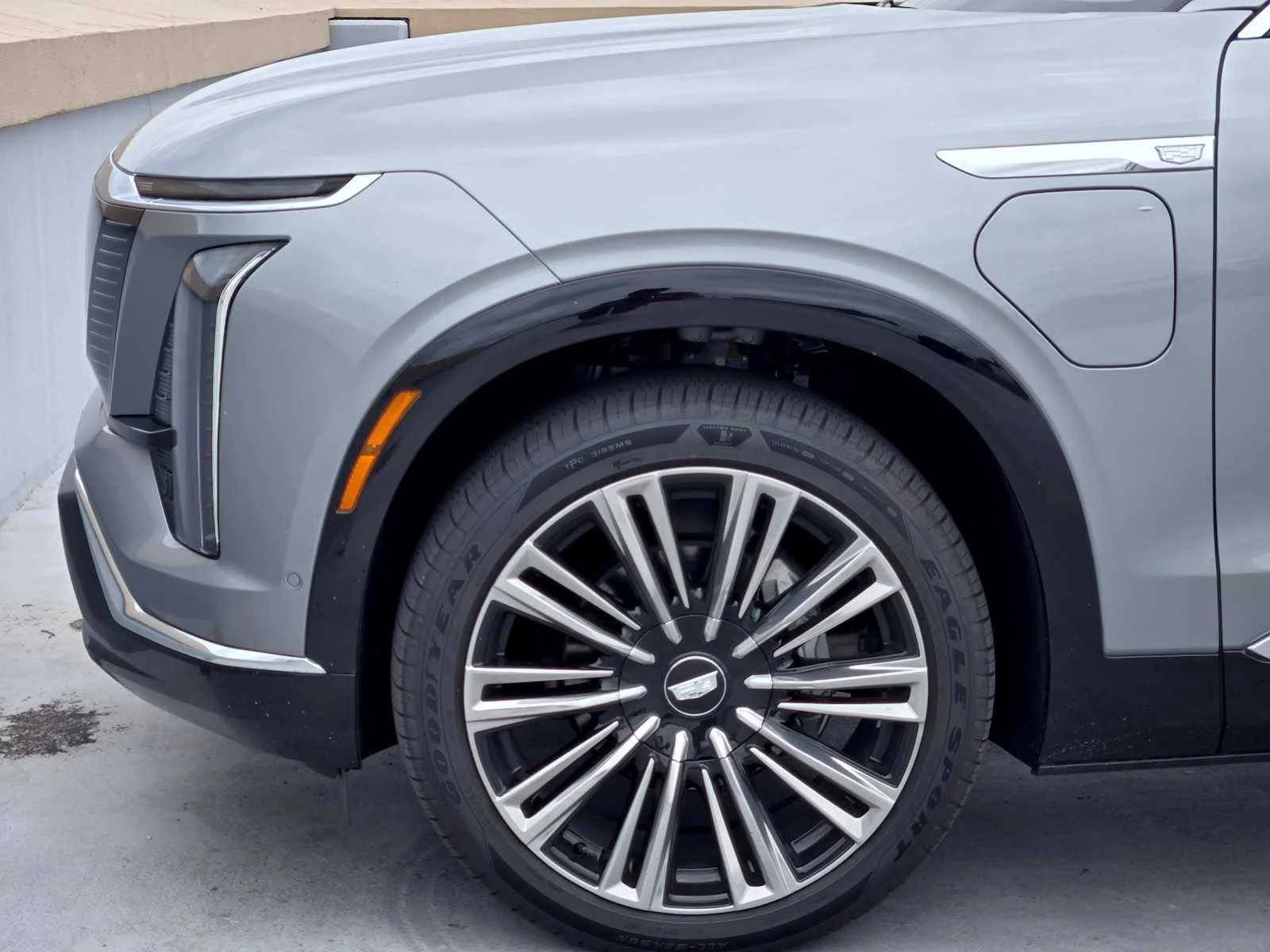 2026 Cadillac VISTIQ Premium Luxury - Photo 6