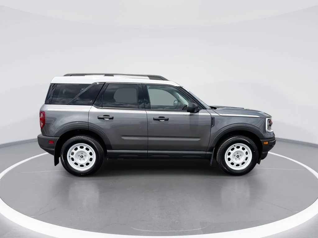 Used 2023 Gray Ford Heritage image 9