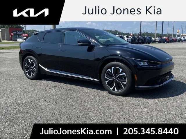 2024 Kia EV6 Wind's photo