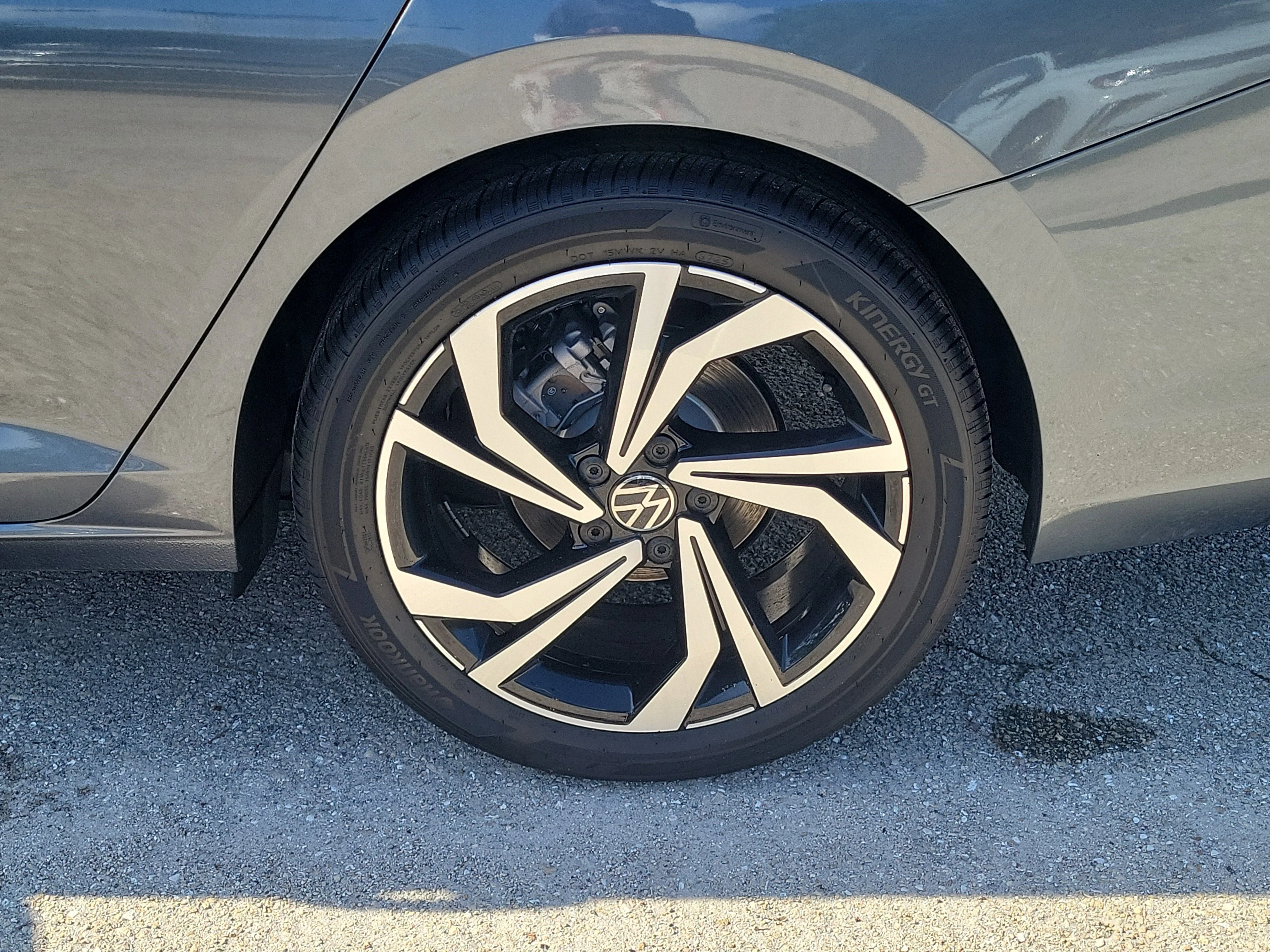 New 2026 Gray Volkswagen 1.5T SEL image 30