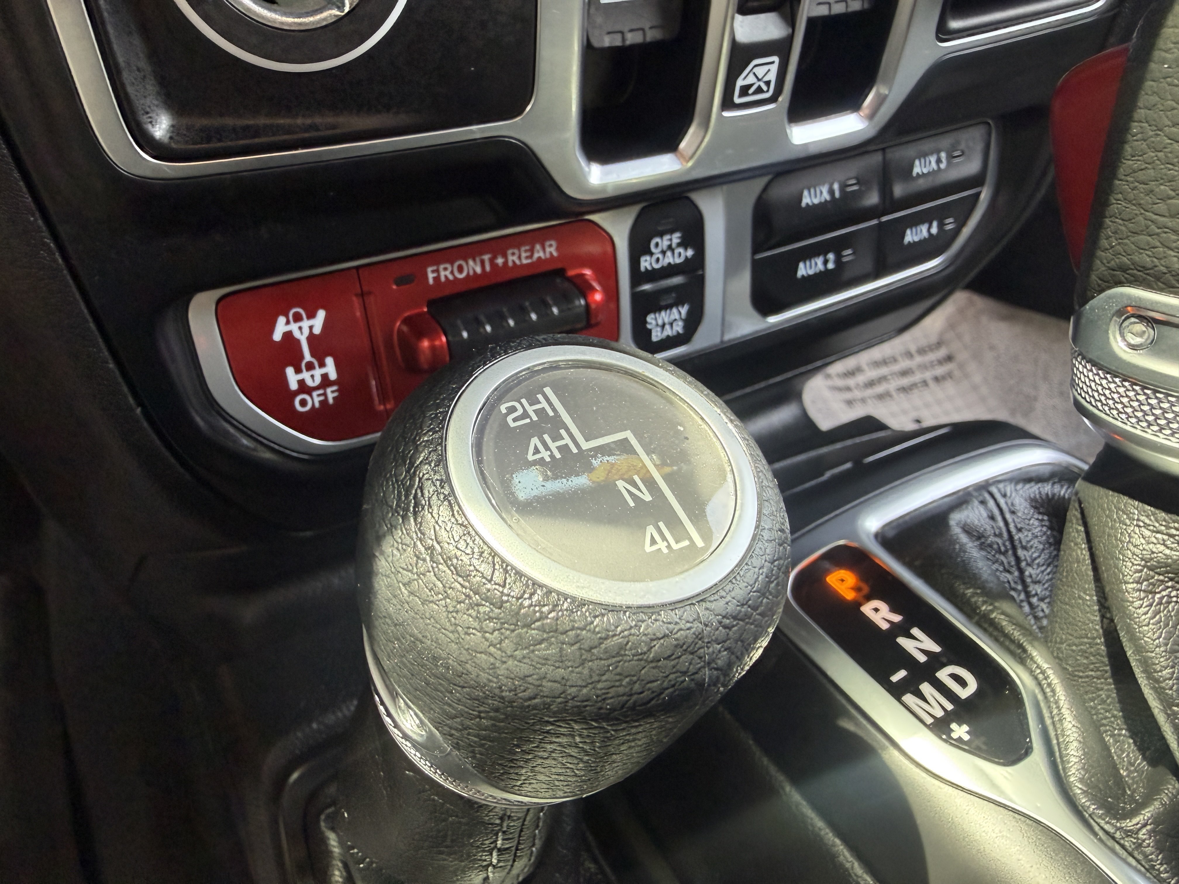Used 2024 Bikini Pearl Coat Jeep Rubicon image 49