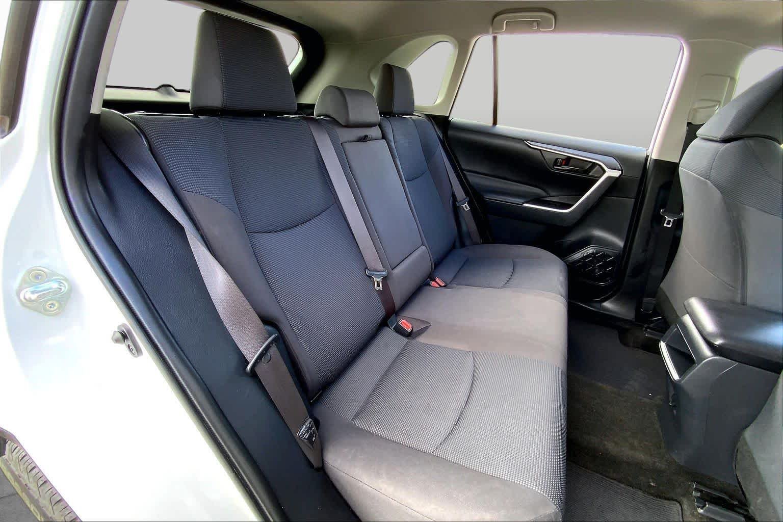 Used 2019 Super White Toyota LE image 19