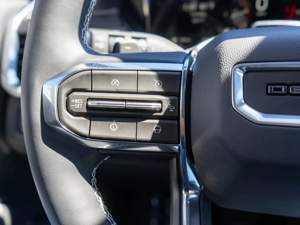 2026 GMC Acadia Denali - Photo 24