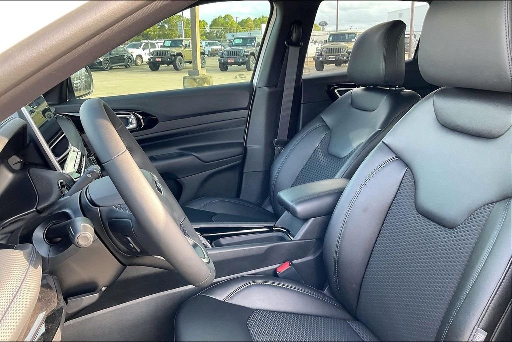 New 2026 Jeep Compass Latitude 4D Sport Utility